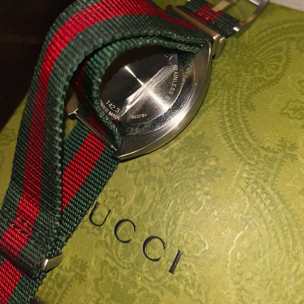 Gucci Watch - Picture 1 of 7